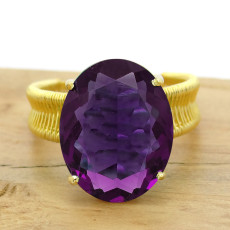 Anel Aramado Oval com Ametista, em Ouro Amarelo 18 Kilates